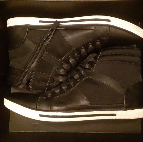 Kenneth Cole Other - Kenneth Cole high top sneakers